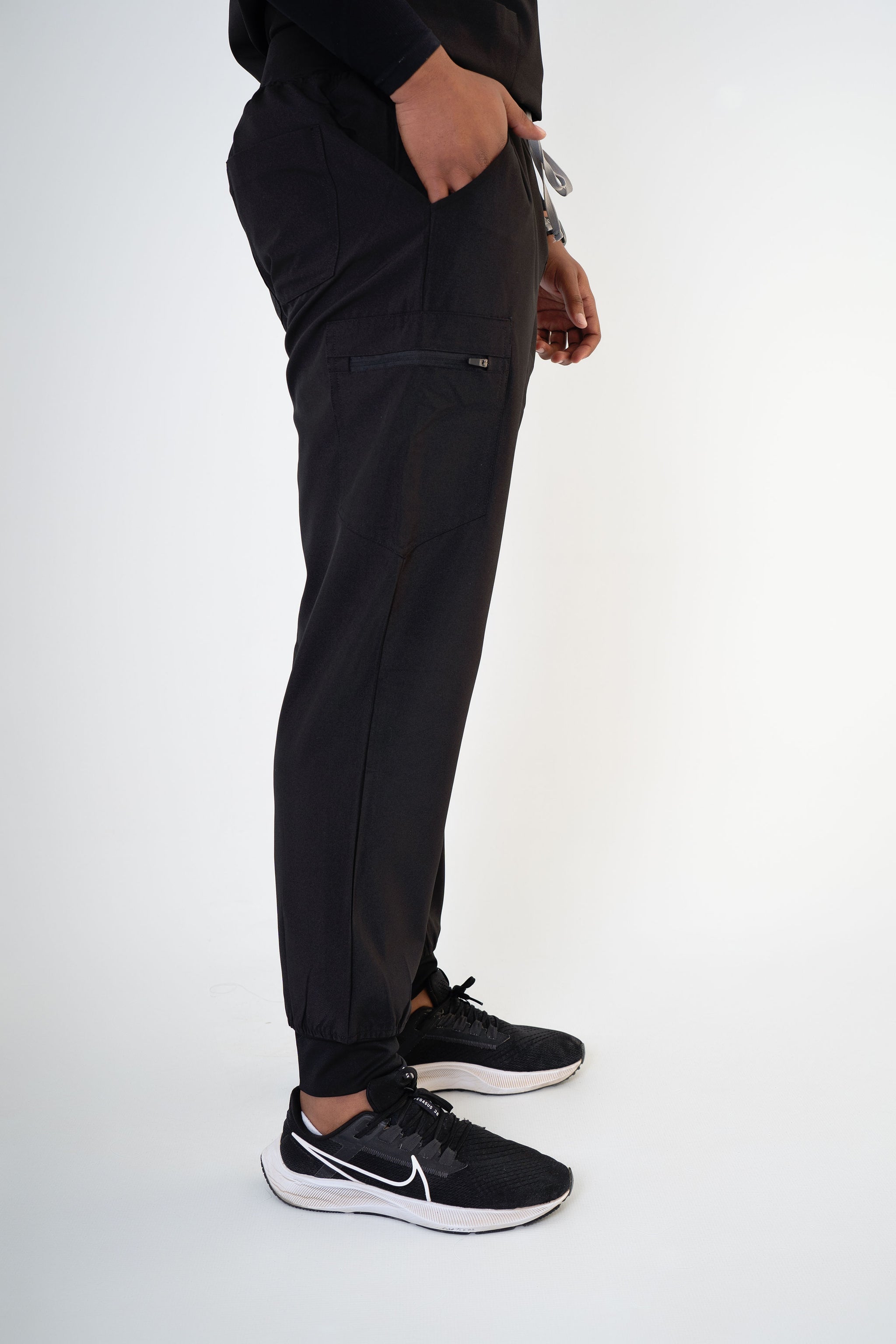 Coal Black Alex Three-Pocket Scrub Top and Leo Jogger Set