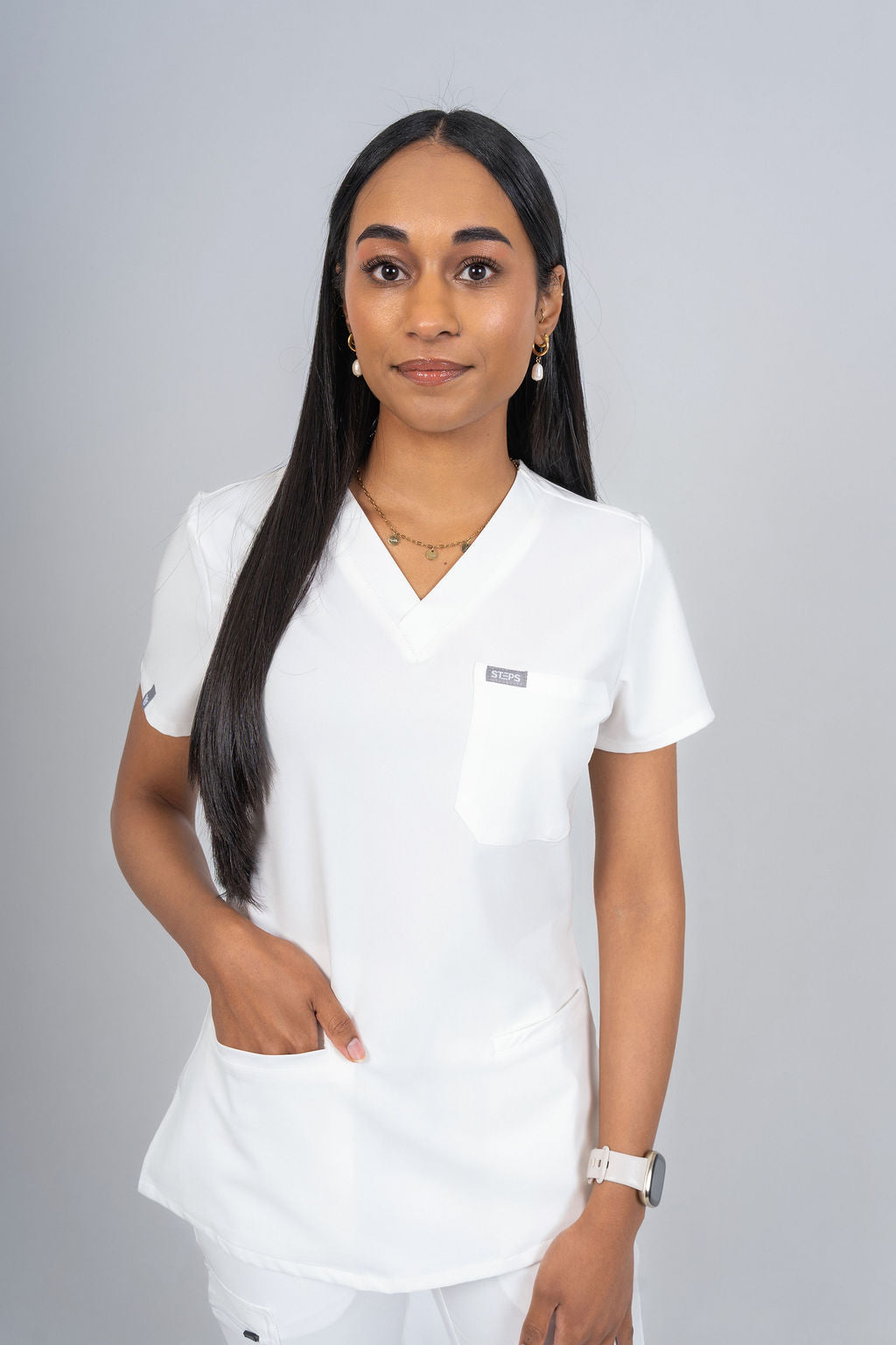 Arctic White Amara Three-Pocket Scrub Top and Lara Jogger Set