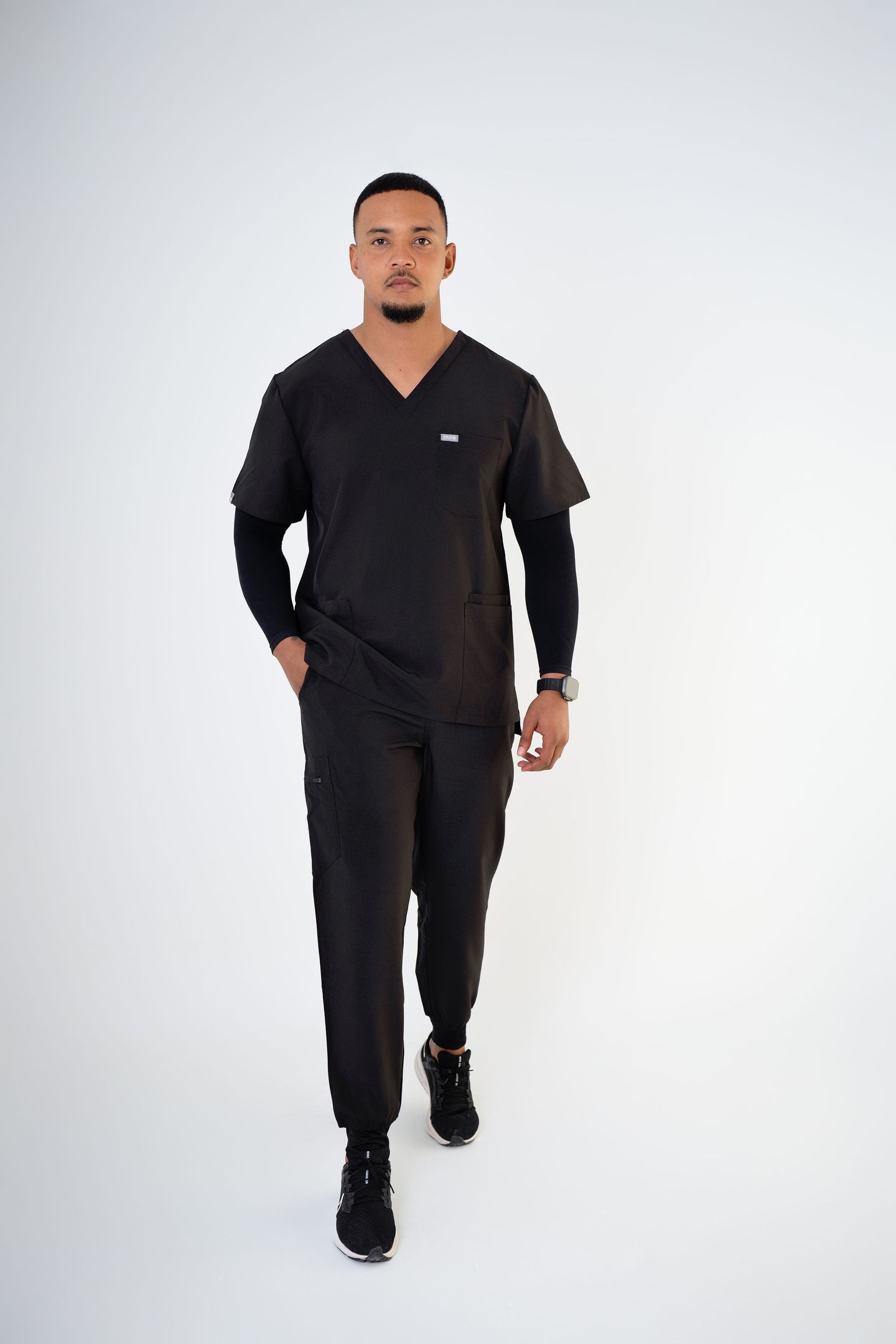 Coal Black Alex Three-Pocket Scrub Top and Leo Jogger Set