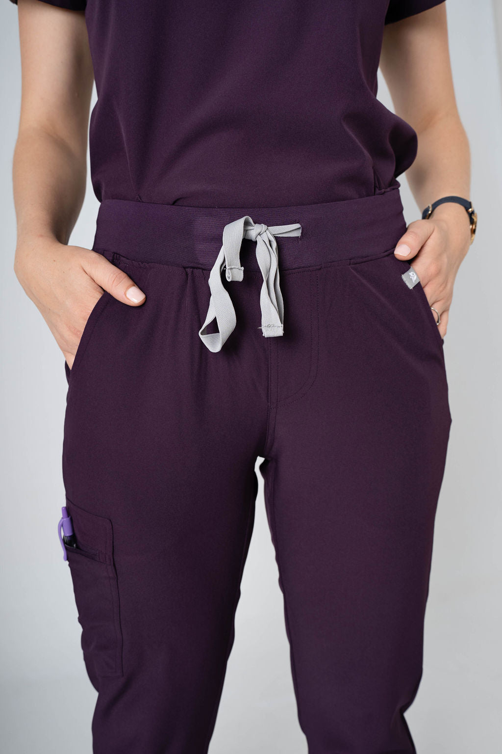 Aubergine Ella Three-Pocket Scrub Top and Eva Jogger Set