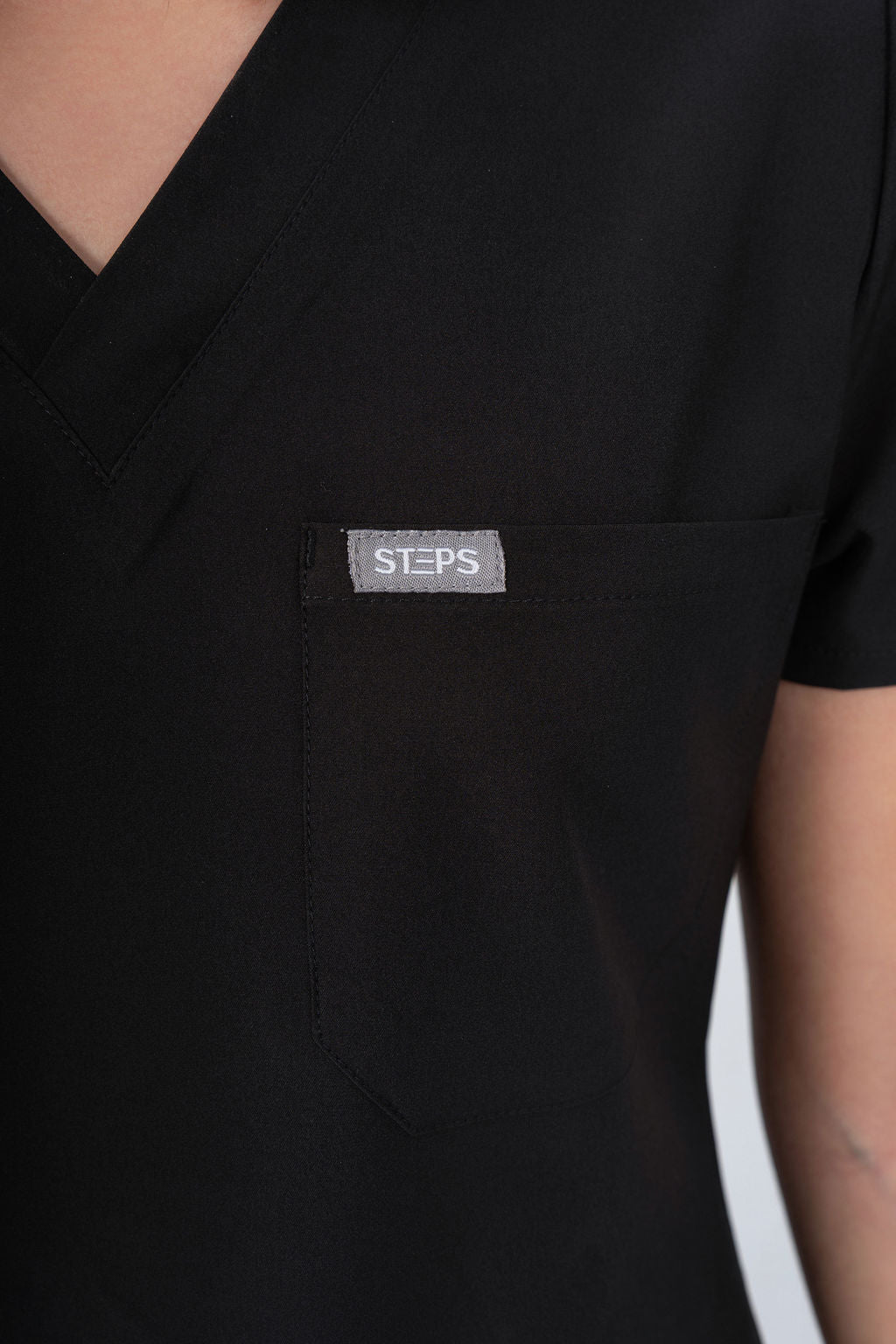 Black Amara Three-Pocket Scrub Top and Lara Jogger Set