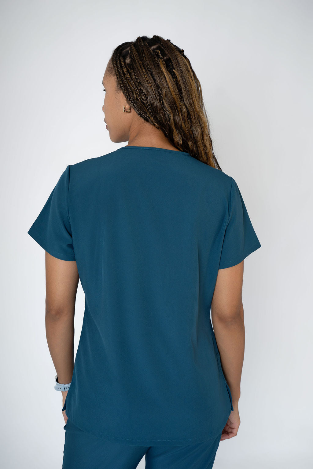 Lagoon Ella Three-Pocket Scrub Top and Eva Jogger Set