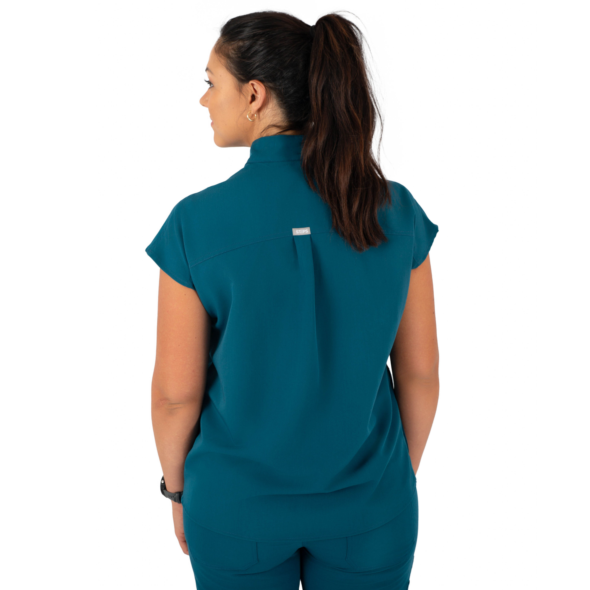 Core 2.0 Jude Mandarin Collar Two-Pocket Scrub Top
