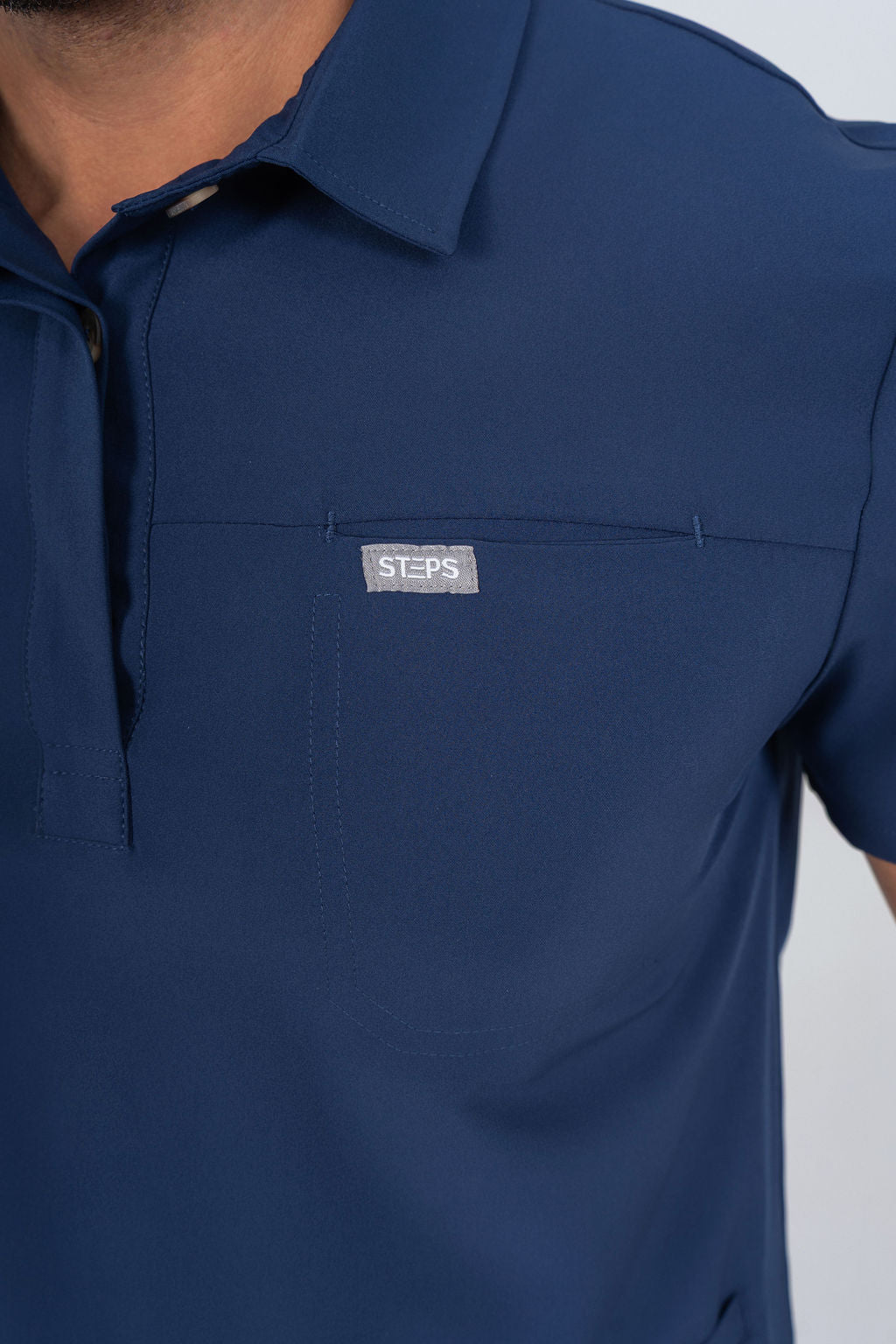 Navy Matteo Three-Pocket Scrub Top and Neo Jogger Set
