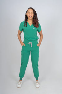 Surgical Green Amara Three-Pocket Scrub Top and Lara Jogger Set