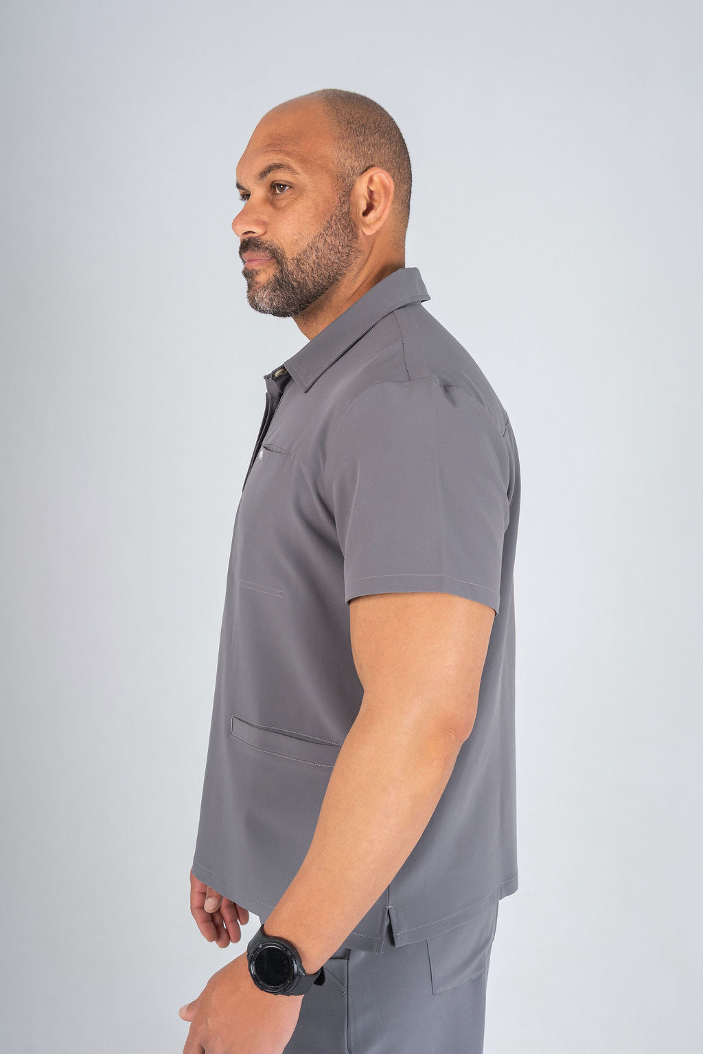 Slate Grey Matteo Three-Pocket Scrub Top and Neo Jogger Set