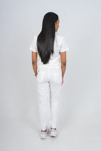 Arctic White Amara Three-Pocket Scrub Top and Lara Jogger Set