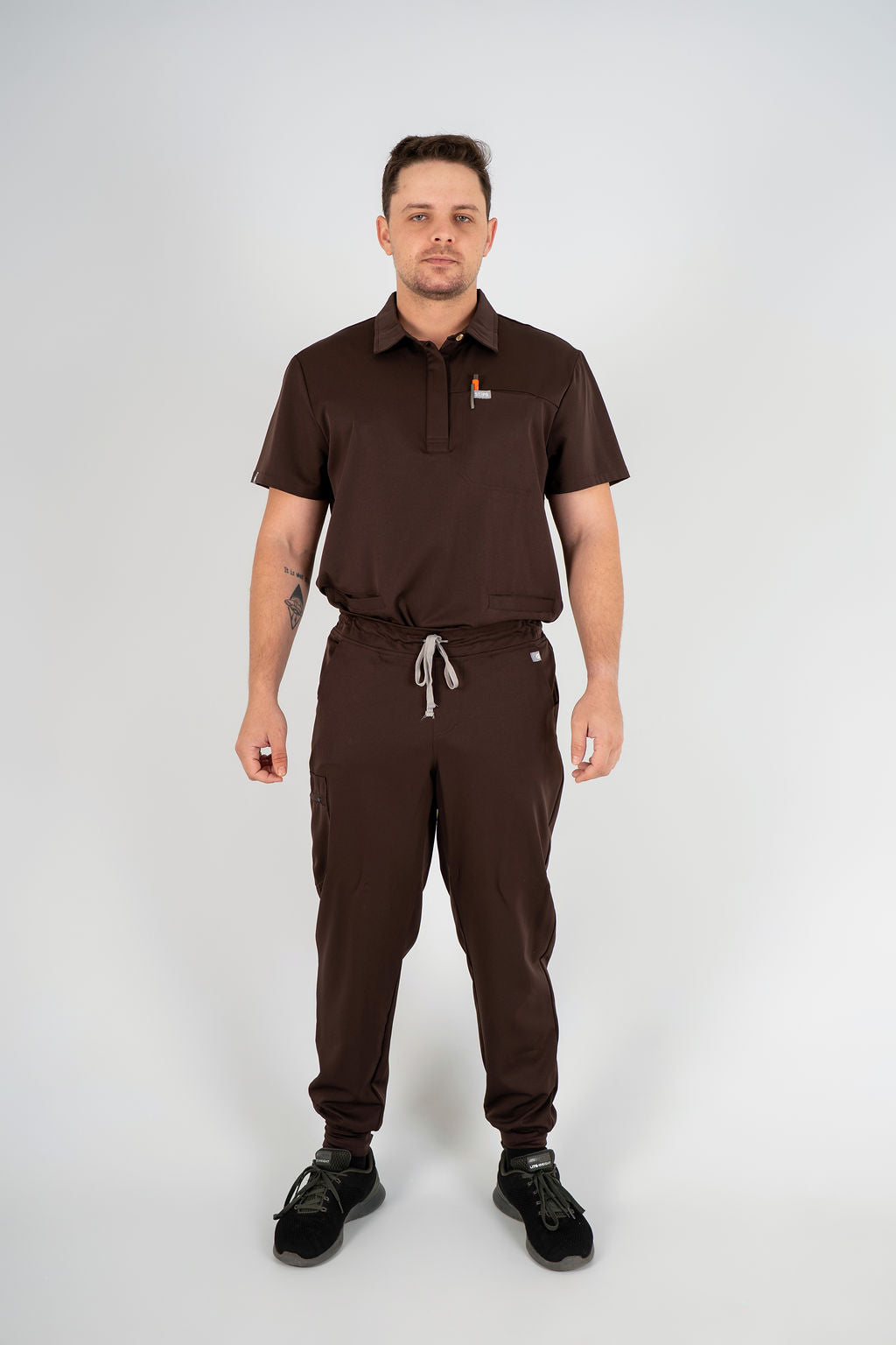 Matteo Three-Pocket Scrub Top and Neo Jogger Set - Espresso