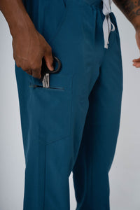 Deep Reef Alex Three-Pocket Scrub Top and Leo Jogger Set